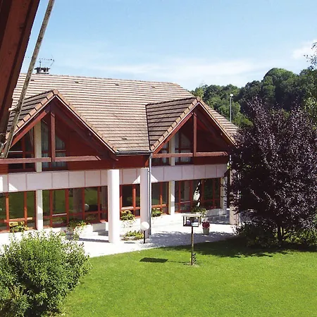 Noemys 2* Viviers-du-Lac